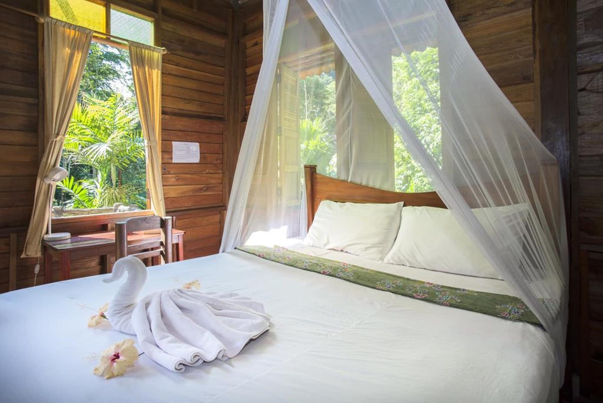 Art'S Riverview Lodge Khao Sok National Park Kültér fotó