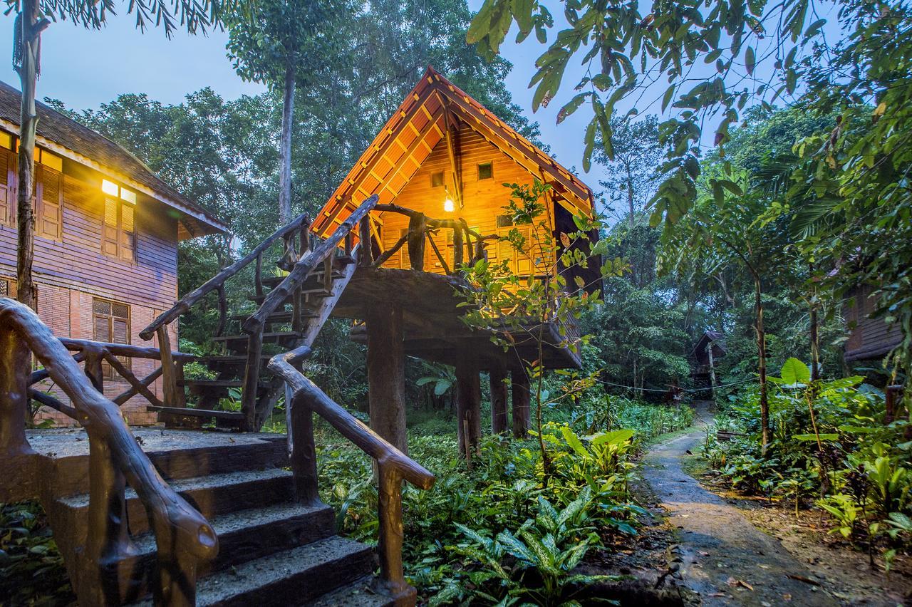 Art'S Riverview Lodge Khao Sok National Park Kültér fotó