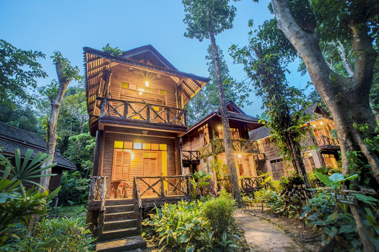 Art'S Riverview Lodge Khao Sok National Park Kültér fotó