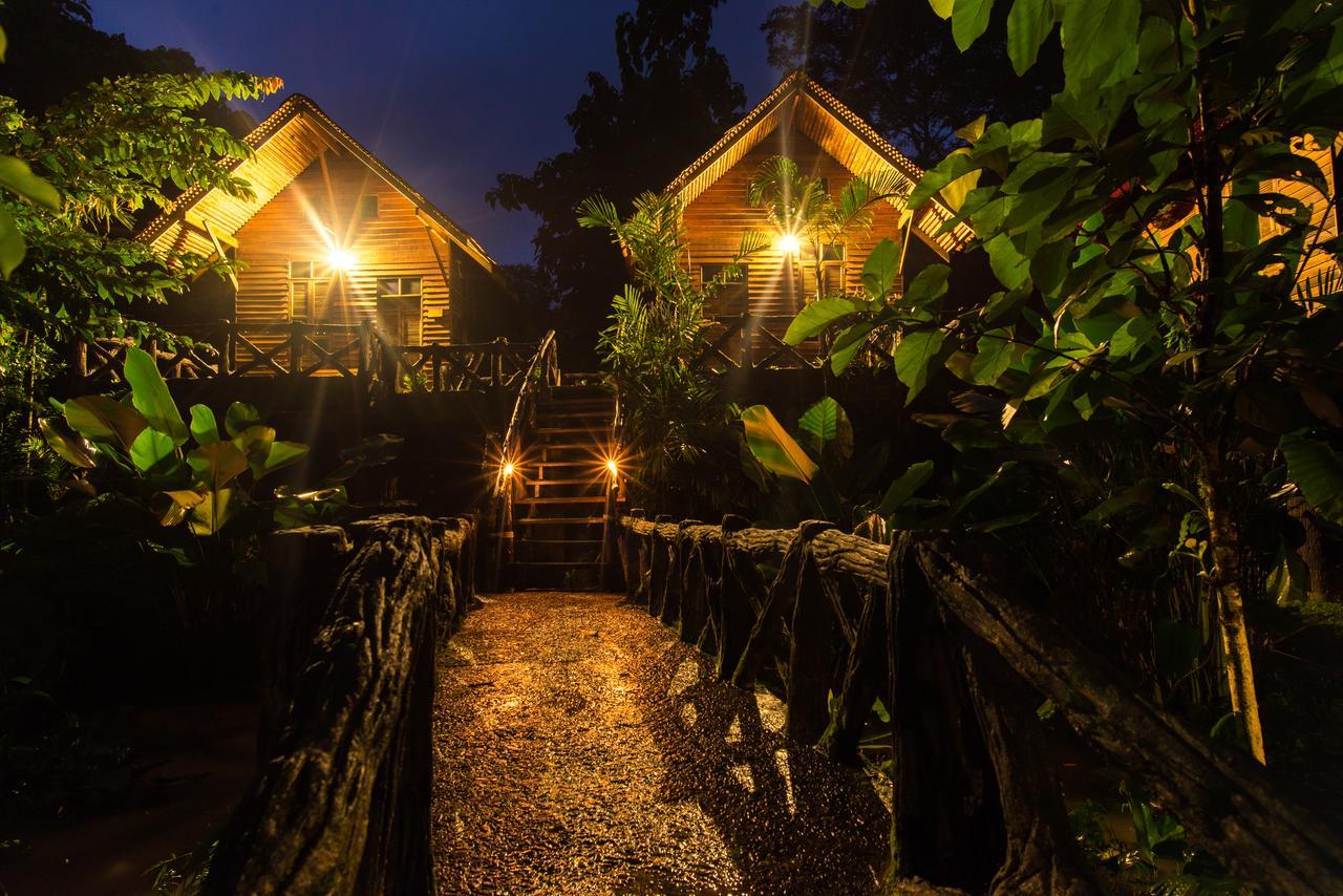 Art'S Riverview Lodge Khao Sok National Park Kültér fotó